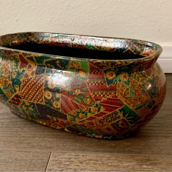 Decoupaged Patchwork Planter - Picture 8 of 10